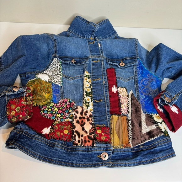 Love tree denim jacket hand sewn by joeys_fab_finds - Picture 6 of 12